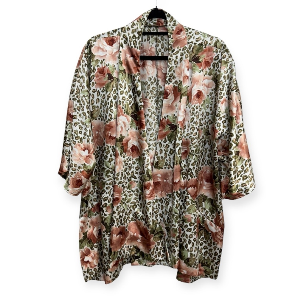 Floral Print Women's Robe Size OS *2221